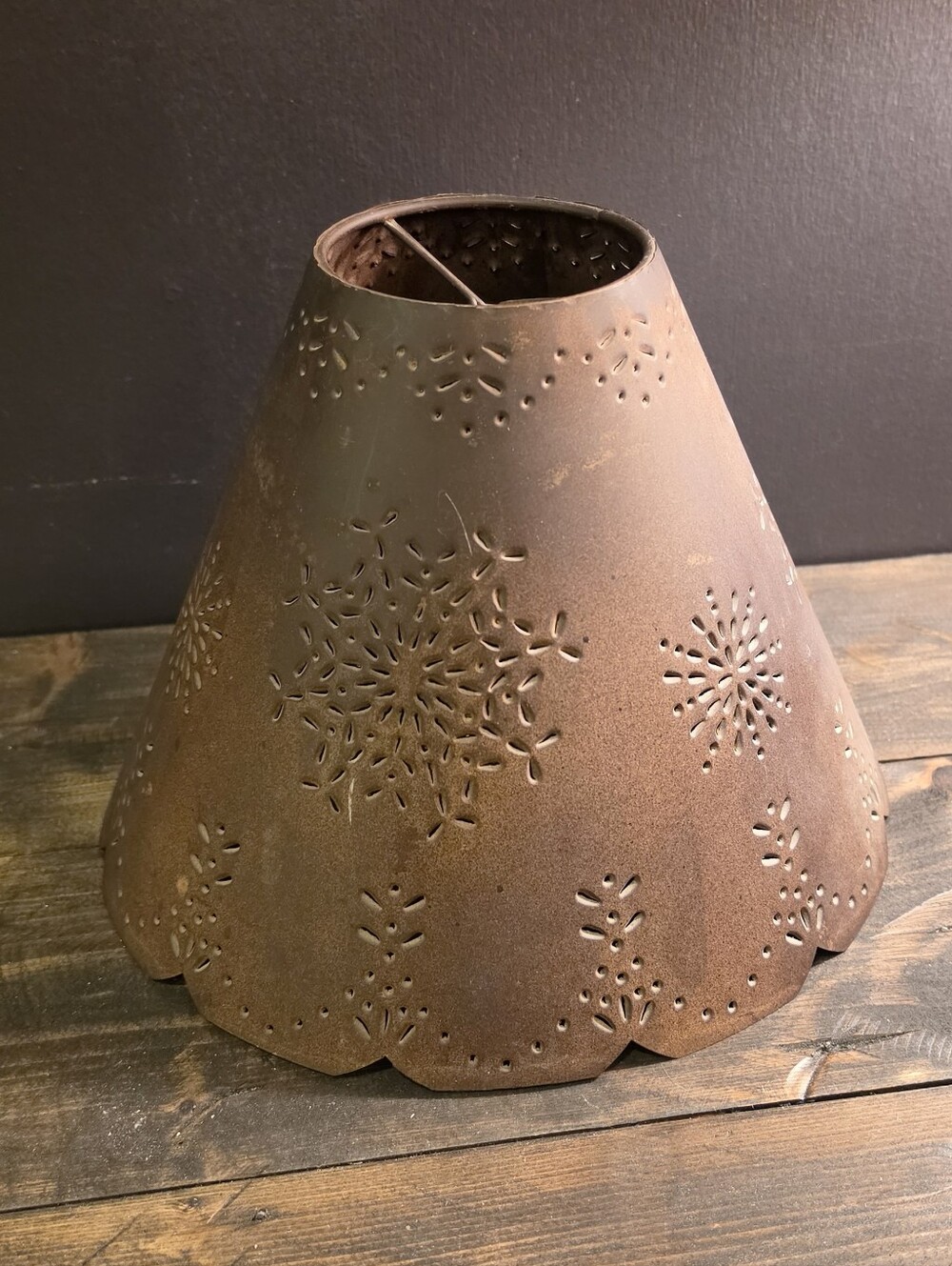 Park Designs Punched Metal Willow Lamp Shade 10" Country Primitive Rustic EUC